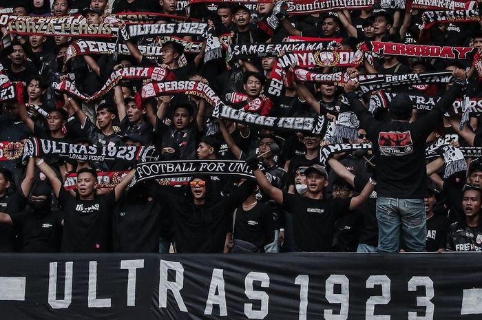 Kasus kericuhan di Yogyakarta yang melibatkan fan Persis Solo, Pasoepati mendapat perhatian khusus dari Wali Kota Surakarta, Gibran Rakabuming.