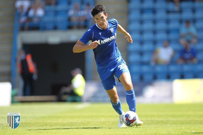 Bek timnas Indonesia, Elkan Baggott  bermain untuk Gillingham FC.