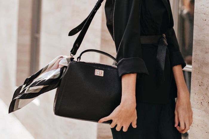 4 Rekomendasi Online Shop Tas Selempang Lokal, Murah dan Berkualitas