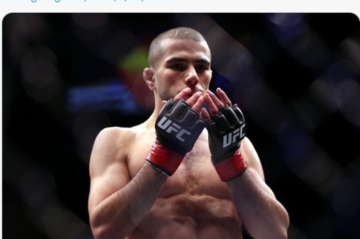 Jagoan UFC, Muhammad Mokaev, mengungkapkan keteguhan iman sebagai petarung Muslim