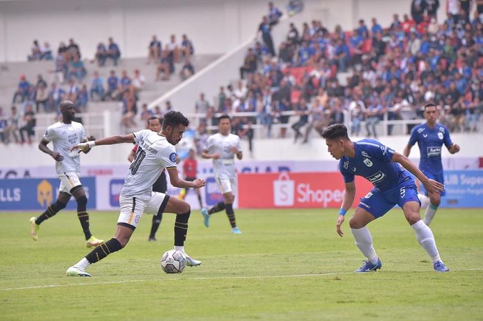 PSIS vs Rans Nusantara FC pada Liga 1 2022-2022 di Stadion Jatidiri, Semarang, Jawa Tengah, Sabtu (23/7/2022).