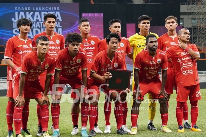 Skuad Persija Jakarta Jakarta Vs Chonburi FC dalam laga persahabatan internasional di Jakarta International Stadium, Minggu (24/7/2022).