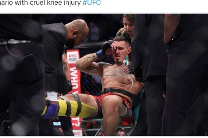 Momen Tom Aspinaall cedera pada UFC London (23/7/2022).
