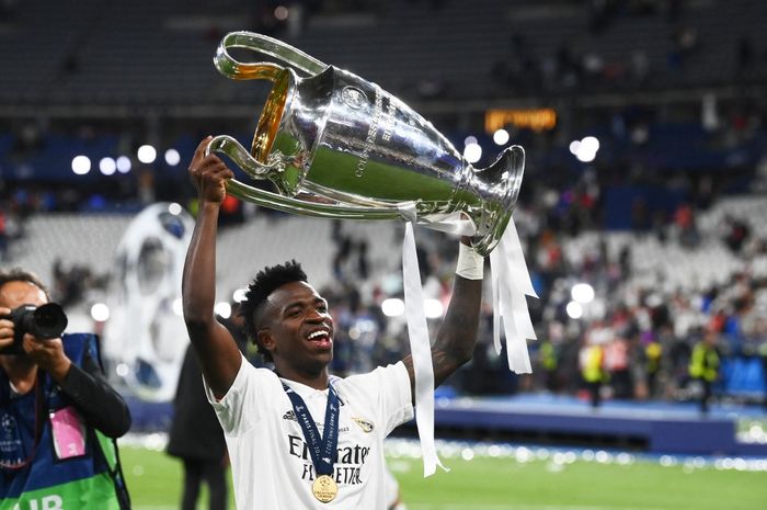 Vinicius Junior mendapat kontrak baru dari Real Madrid dengan nilai klausul rilis 4,5 kali lipat lebih besar dibandingkan transfer termahal dunia milik Neymar.