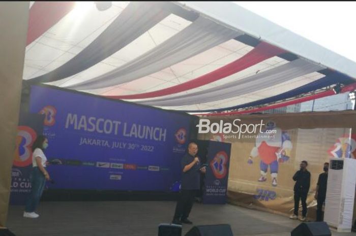 Ketua Umum PP Perbasi, Danny Kosasih, di peluncuran Maskot FIBA World Cup 2023 di Sarinah, Jakarta, Sabtu (30/7/2022).