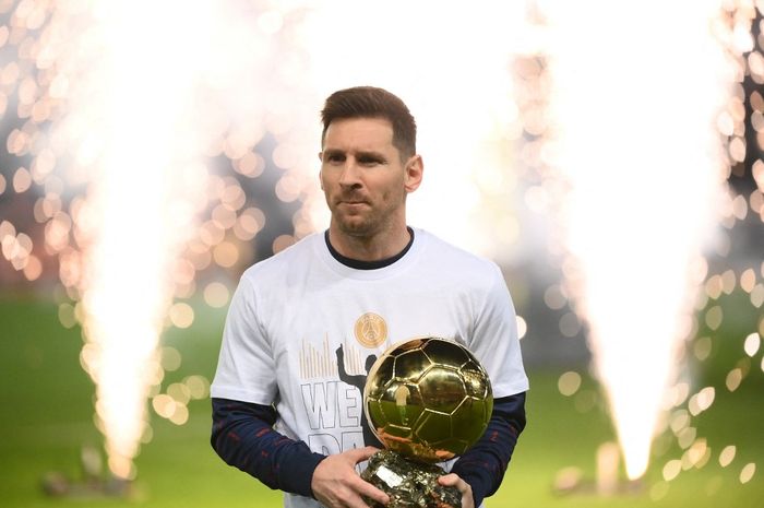 Megabintang Paris Saint-Germain, Lionel Messi, resmi meraih trofi ke-41 sepanjang karier sepak bolanya.
