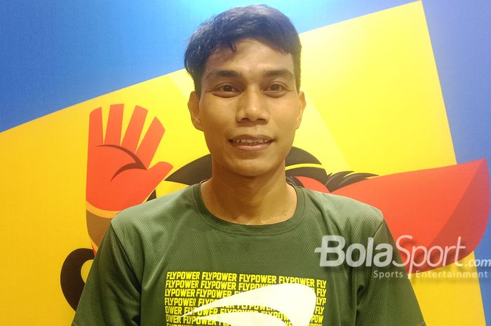 Atlet para bulu tangkis Indonesia, Suryo Nugroho, melengkapi kemenangan Indonesia atas Vietnam pada nomor beregu putra ASEAN Para Games 2022 di Editorium Universitas Muhammadiyah Surakarta, 31 Juli 2022.