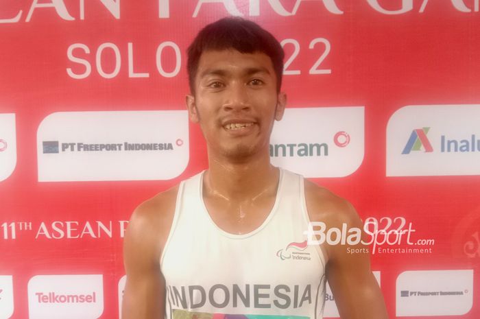 Atlet para atletik Indonesia, Eko Saputra, berhasil raih medali emas di nomor 200 meter T12 di Stadion Manahan, Solo, Selasa (2/8/2022)