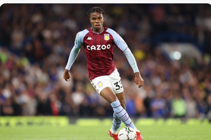 Chelsea berhasil mendaratkan Carney Chukwuemeka dari Aston Villa di bursa transfer musim panas 2022.