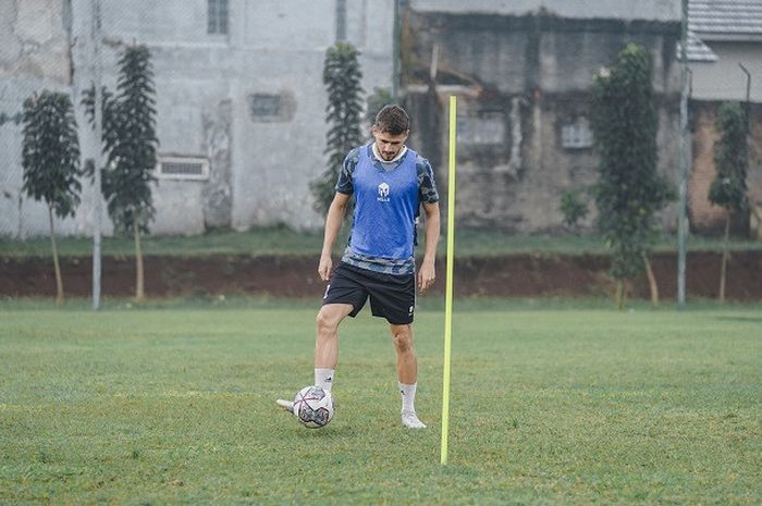 Gelandang Timnas Lebanon, Majed Osman, antusias menatap debut di Liga 1 2022-2023 bersama Dewa United.