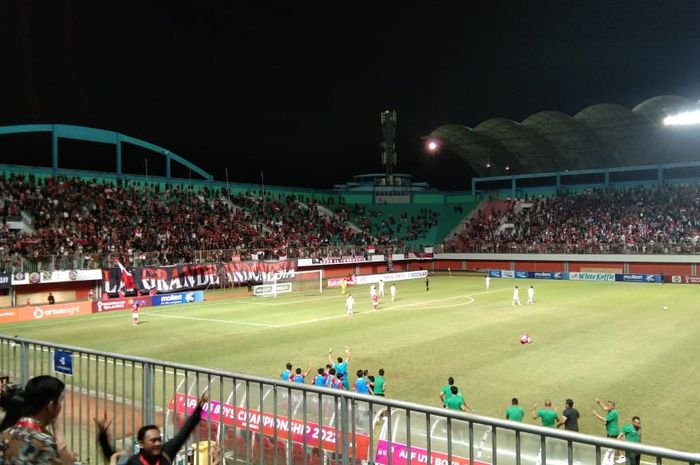 Timnas U-16 Indonesia bermain melawan Vietnam pada laga pamungkas Grup A di Stadion Maguwoharjo, Sleman, Yogyakarta, Sabtu (6/8/2022)