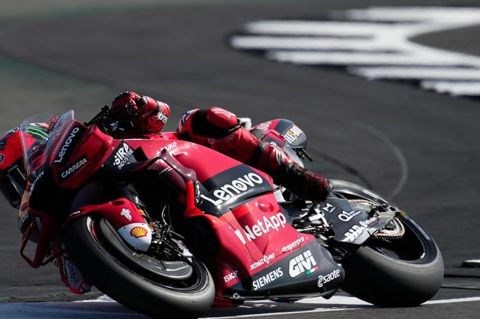 Pembalap Ducati Lenovo Team, Francesco Bagnaia, tampil luar biasa di MotoGP Inggris 2022
