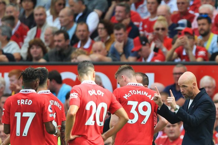 Pelatih Manchester United, Erik ten Hag, bertekad mengakhiri puasa gelar timnya selama 6 tahun jelang semifinal Piala Liga Inggris lawan Nottingham (25/1/2023).