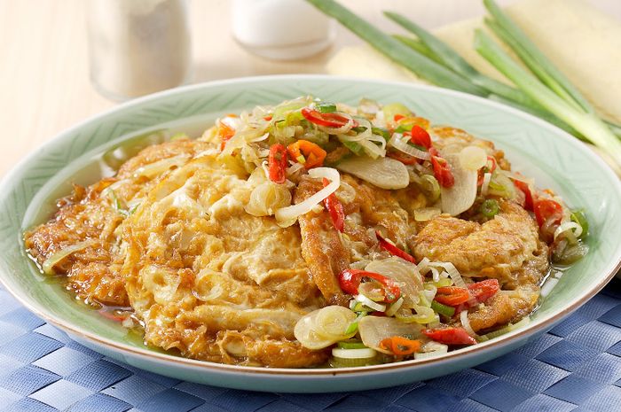 Sajian telur ceplok bumbu iris untuk sarapan enak