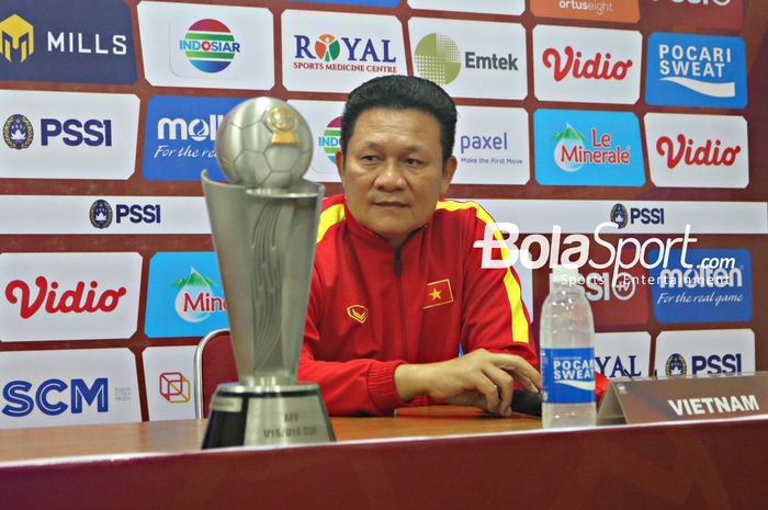 Pelatih timnas U-16 Vietnam, Nguyen Quoc Tuan di Stadion Maguwoharjo, Sleman, Yogyakarta, Kamis (11/8/2022) jelang laga final Piala AFF U-16 2022 melawan Indonesia.