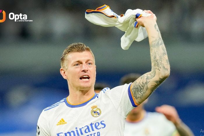 Gelandang Real Madrid, Toni Kroos, sah menjadi rajanya Piala Super Eropa. Berkat prestasi itu, Cristiano Ronaldo dan Lionel Messi harus hormat kepadanya.