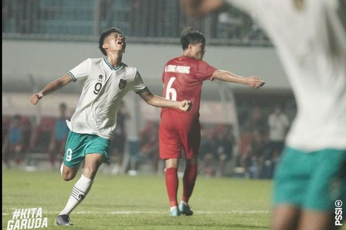 Muhammad Kafiatur setelah berhasil mencetak gol ke gawang Vietnam dan membawa Timnas U-16 Indonesia unggul pada laga yang berlangsung Jumat (12/8/2022)