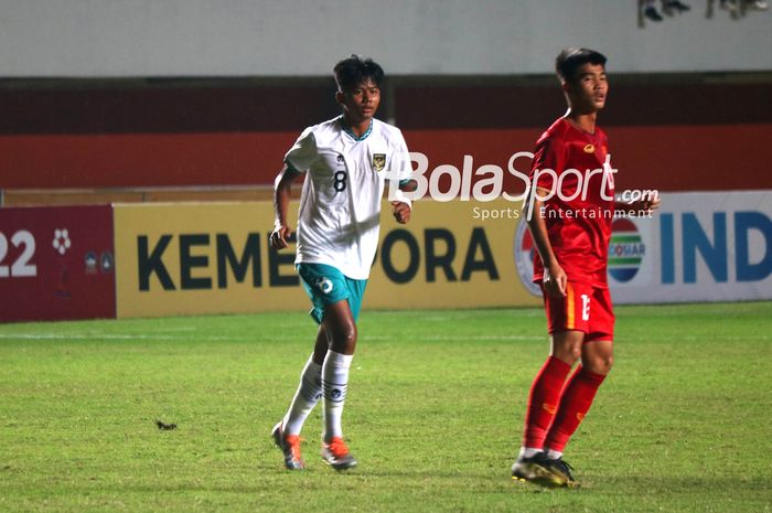 Pemain Indonesia, Arkhan Kaka saat melawan Vietnam di final Piala AFF U-16 2022, Jumat (12/8/2022) di Stadion Maguwoharjo, Sleman.