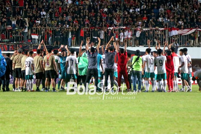 Selebrasi timnas U-16 Indonesia sesaat setelah peluit akhir final Piala AFF U-16 2022 berakhir