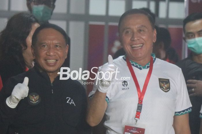 Menpora Zainudin Amali bersama Ketum PSSI, Mochamad Iriawan, saat final Piala AFF U-16 2022 di Stadion Maguwoharjo, Sleman.
