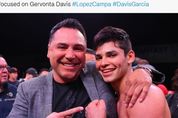 Legenda tinju, Oscar De La Hoya bersama petinjunya, Ryan Garcia.