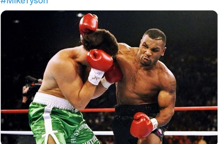Pertarungan tinju kelas berat antara Mike Tyson vs Peter McNeeley, 19 Agustus 1995.