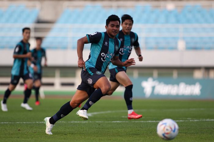 Pemain timnas Indonesia, Asnawi Mangkualam saat membela Ansan Greeners