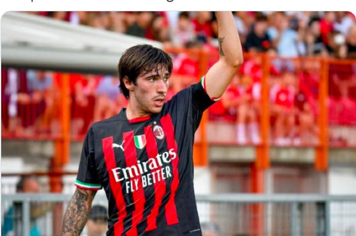 Gelandang AC Milan, Sandro Tonali.