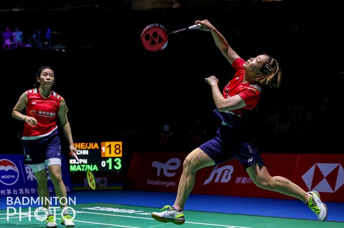 Pasangan ganda putri China, Chen Qing Chen/Jia Yi Fan pada pertandingan semifinal Kejuaraan Dunia 2022, Sabtu (27/8/2022)