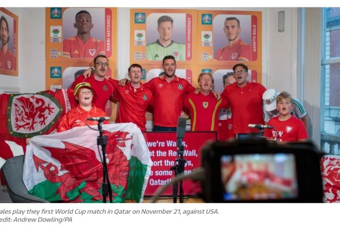 Suporter Wales merekam lagu untuk bukti dukungan ke tim nasional di Piala Dunia 2022 sekaligus penggalangan amal