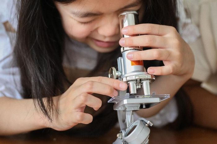 4 Masalah dalam Bidang Ilmu Pengetahuan dan Teknologi yang Dihadapi