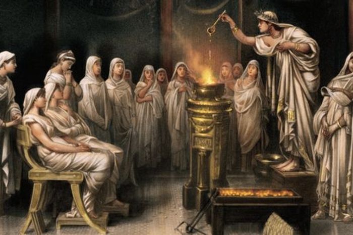 Dituntut untuk menjaga kesucian, Perawan Vesta memiliki kehidupan yang glamor. Mereka memiliki hak istimewa karena menjaga api abadi Romawi.