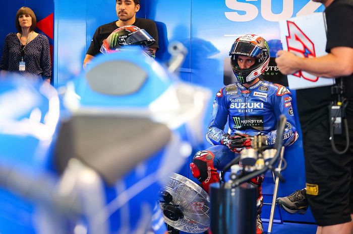 Pembalap Suzuki Ecstar, Alex Rins pada sesi latihan bebas MotoGP San Marino 2022, Jumat (2/9/2022)