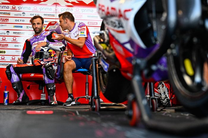 Pembalap Pramac Racing, Johann Zarco pada sesi tes di Sirkuit Misano, Italia, Rabu (7/9/2022)