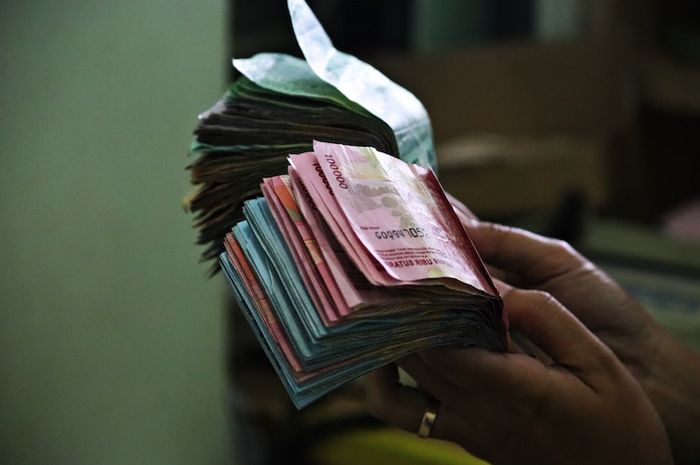Mengenal Sistem Upah bagi Pekerja, Materi Ekonomi Kelas 11 Kurikulum ... - Sistem Upahjpg 20220910105807