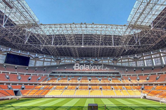 Suasana bagian dalam stadion JIS (Jakarta Internasional Stadium) pada 12 September 2022.