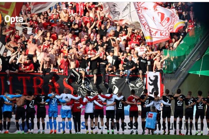  Union Berlin berhasil memuncaki kalsemen sementara Liga Jerman 2021-2022. Hal tersebut bisa mengubah image Bundesliga sebagai Liga Petani menjadi liga yang kompetitif.