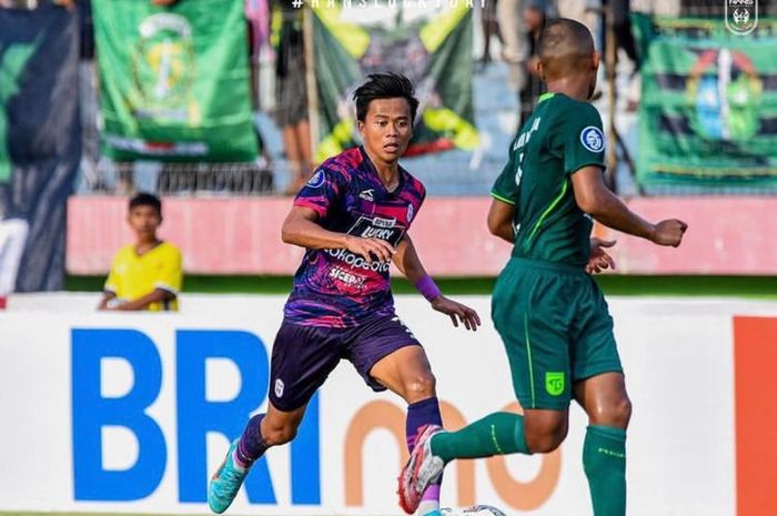 Persebaya Surabaya vs RANS Nusantara FC dalam pekan ke-10 Liga 1 2022/2023 di Stadion Gelora Delta, Sidoarjo, Jawa Timur, Kamis (15/9/2022).