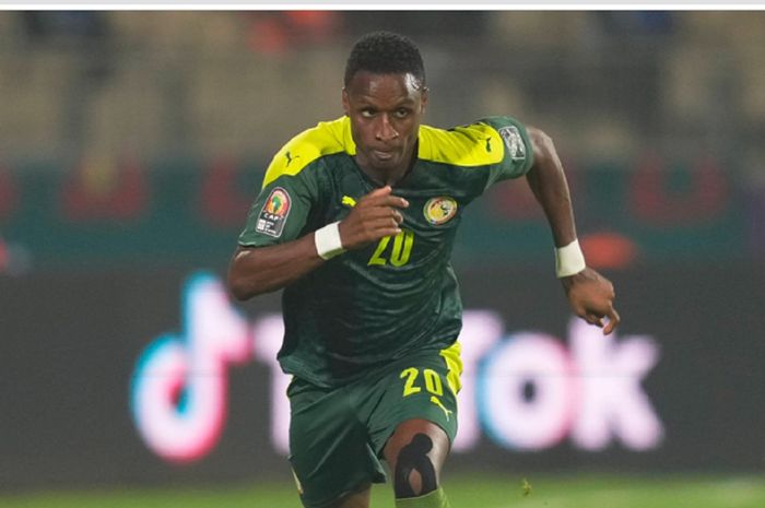 Bek timnas Senegal, Bouna Sarr.