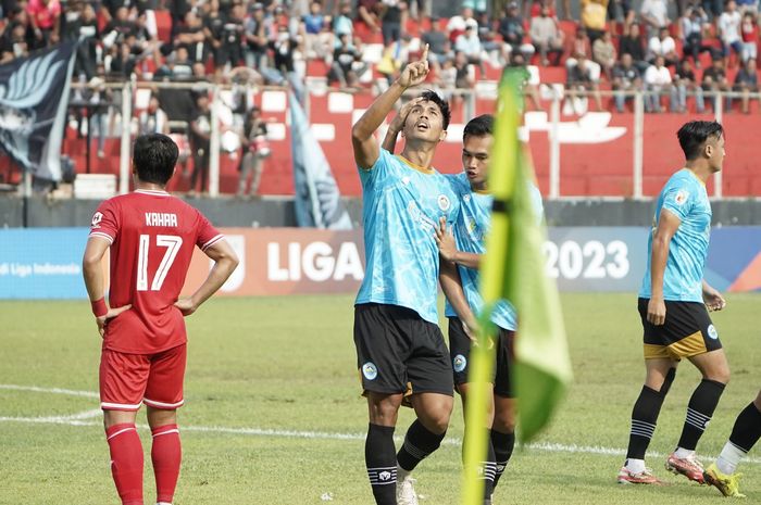 Rizky Pangestu, pencetak gol pertama Sulut United ketika menang 2-0 atas Persiba dalam lanjutan Liga 2, Sabtu (17/9/2022) di Stadion Klabat, Manado.