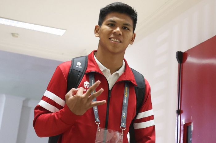 Cahya Supriadi, kiper Timnas U-20 Indonesia, sempat cedera serius saat melawan Hongkong di Kualifikasi Piala Asia U-20 2023.