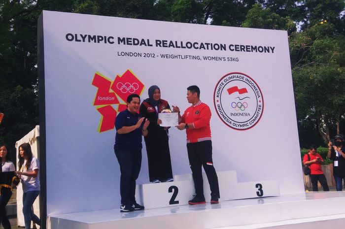 Acara seremonial realokasi medali  Olimpiade yang digelar oleh NOC Indonesia dengan memberikan medali perak kepada mantan lifter putri Indonesia, Citra Febrianti, yang tampil pada ajang Olimpiade London 2012.