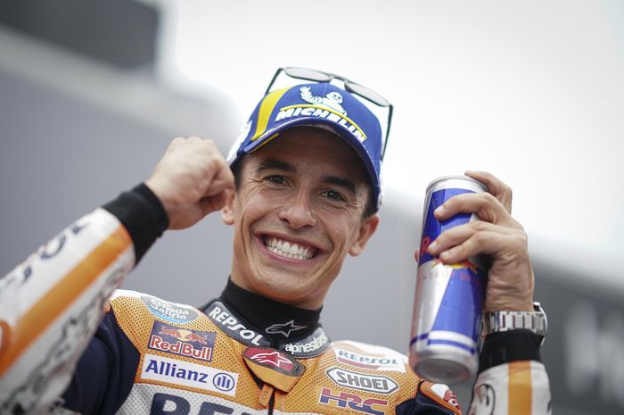 Kegembiraan pembalap Repsol Honda Marc Marquez usai meraih pole position MotoGP Jepang 2022, Sabtu (24/9/2022)