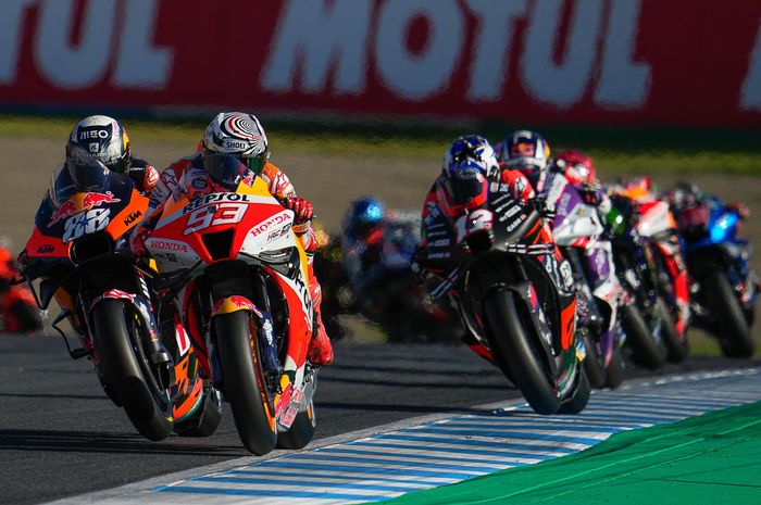 Aksi pembalap Repsol Honda, Marc Marquez, pada balapan MotoGP Jepang 2022 di Sirkuit Motegi, Minggu, 25, September 2022