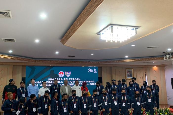 Menteri Pemuda dan Olahraga (Menpora), Zainudin Amali, melepas timnas sepak bola amputasi Indonesia yang berlaga di Piala Dunia Amputasi 2022 Turki, Selasa (27/9/2022).