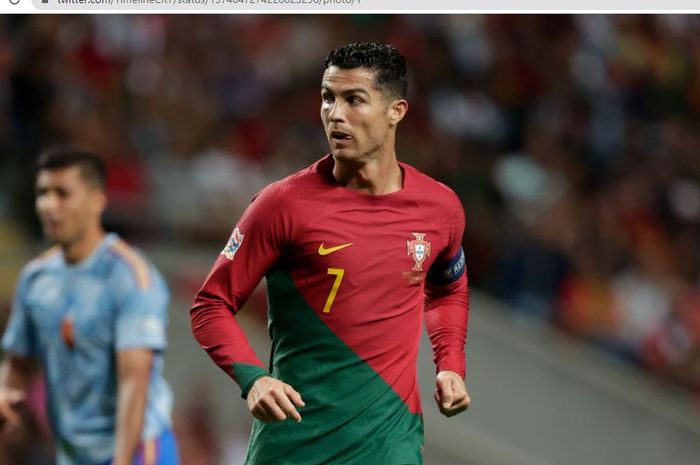 Cristiano Ronaldo tampil dengan wajah lebam pada laga antara timnas Portugal dan timnas Spanyol, Selasa (27/9/2022).
