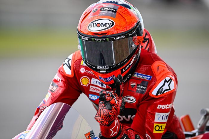 Pembalap Ducati Lenovo, Francesco Bagnaia pada sesi kualifikasi MotoGP Thailand 2022 di Sirkuit Internasional Chang, Sabtu (1/10/2022)