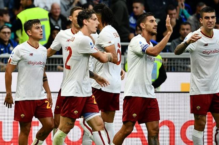 Gol keren dari Paulo Dybaa dan bekas pemain Manchester United berhasil membawa AS Roma berjaya di Giuseppe Meazza.