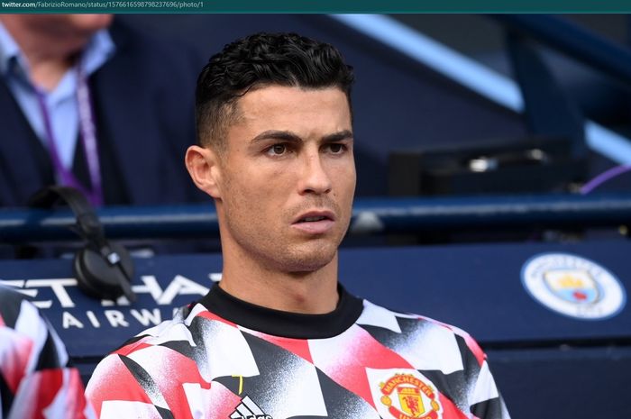 Ekspresi Cristiano Ronaldo ketika Manchester United dibantai 3-6 oleh Manchester City dalam lanjutan laga Liga Inggris 2022-2023.