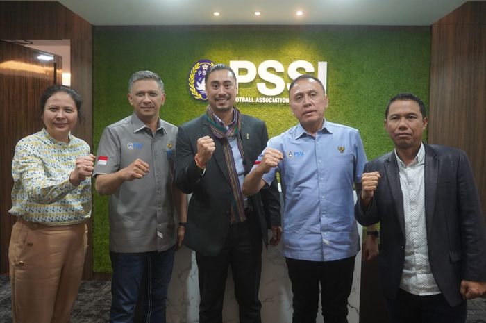 Perwakilan FIFA kunjungi kantor PSSI. 